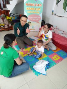 Mẹ Đỗ Duyên và bé được tư vấn hỗ trợ